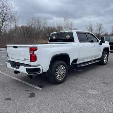 2022 Chevrolet Silverado 3500 High Country