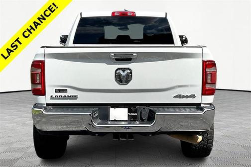 2019 RAM 2500 Laramie Crew Cab 4x4 6'4' Box