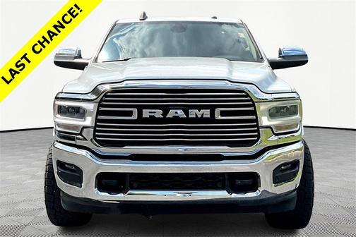 2019 RAM 2500 Laramie Crew Cab 4x4 6'4' Box