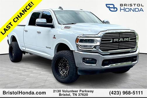 2019 RAM 2500 Laramie Crew Cab 4x4 6'4' Box