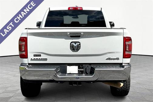 2019 RAM 2500 Laramie Crew Cab 4x4 6'4' Box