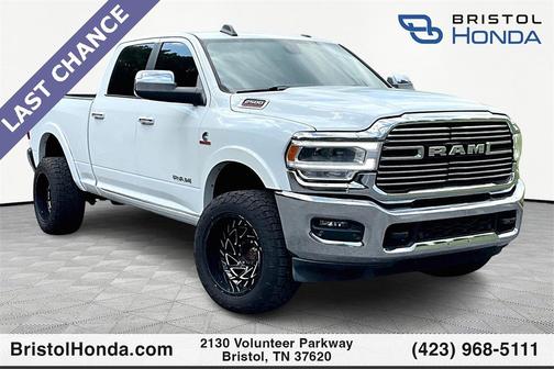 2019 RAM 2500 Laramie Crew Cab 4x4 6'4' Box