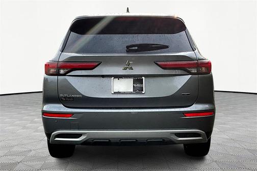 2023 Mitsubishi Outlander SE Special Edition 2WD