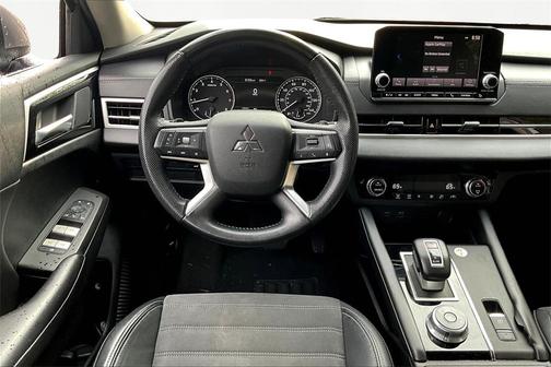 2023 Mitsubishi Outlander SE Special Edition 2WD