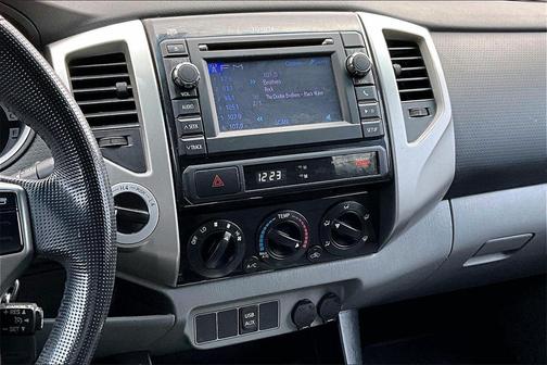 2013 Toyota Tacoma Base