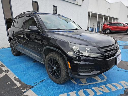 2016 Volkswagen Tiguan S