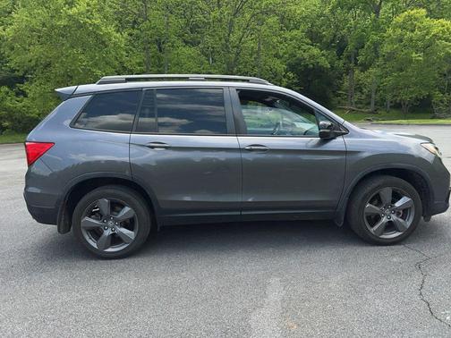 Modern Steel Metallic 2021 Honda Passport AWD Touring