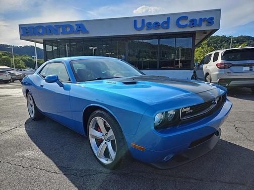 2009 Dodge Challenger SRT8