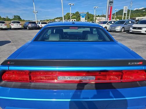 2009 Dodge Challenger SRT8