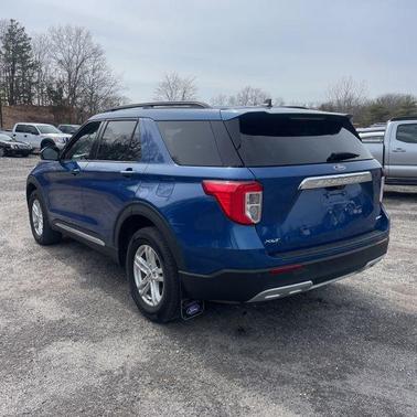 Atlas Blue Metallic 2022 Ford Explorer XLT