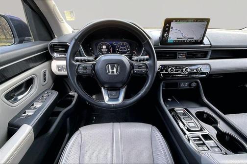 2023 Honda Pilot AWD Elite