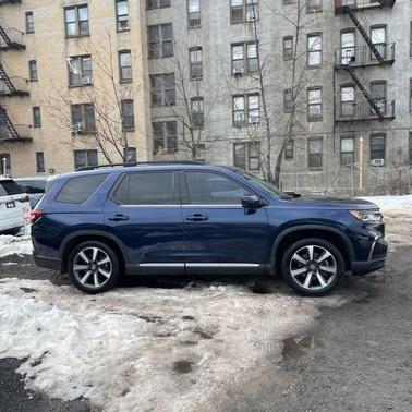 2023 Honda Pilot AWD Elite