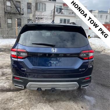 2023 Honda Pilot AWD Elite