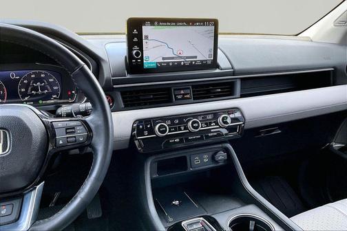 2023 Honda Pilot AWD Elite