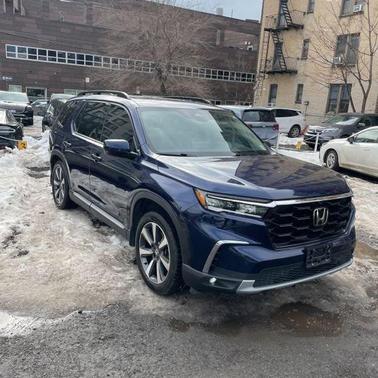 2023 Honda Pilot AWD Elite