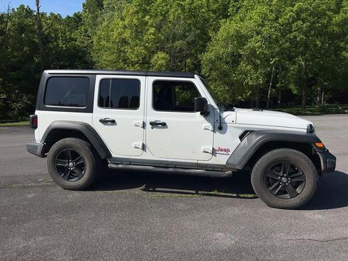 Bright White Clearcoat 2021 Jeep Wrangler Unlimited Sport Altitude