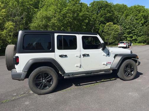 Bright White Clearcoat 2021 Jeep Wrangler Unlimited Sport Altitude