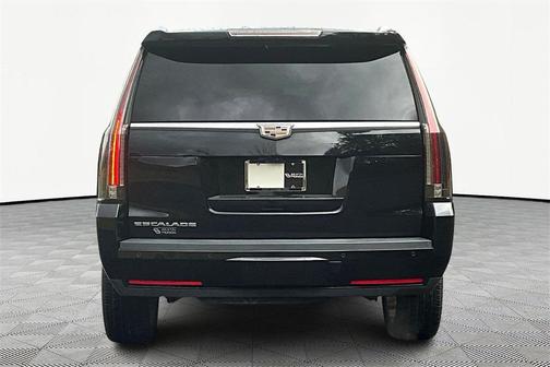 2018 Cadillac Escalade Platinum