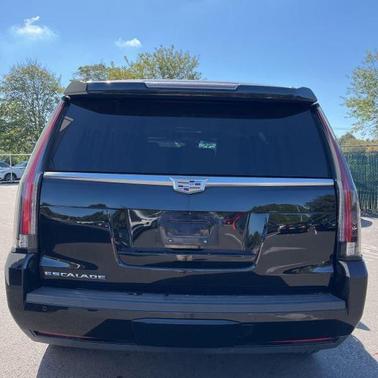 2018 Cadillac Escalade Platinum