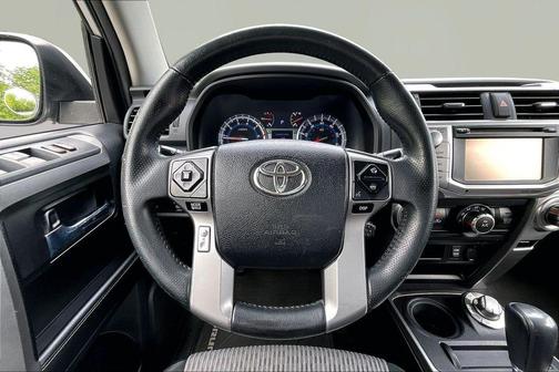 Classic Silver Metallic 2016 Toyota 4Runner SR5