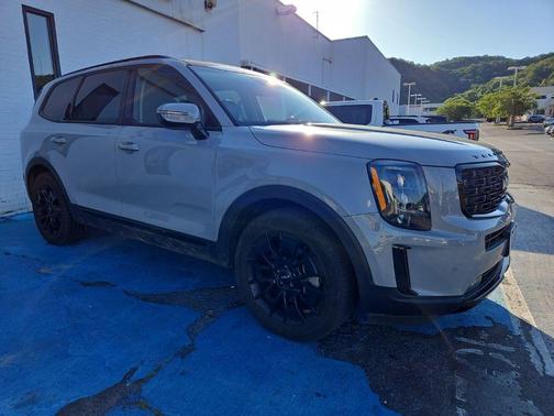 Wolf Gray 2022 Kia Telluride SX