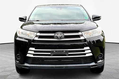 2019 Toyota Highlander LE I4