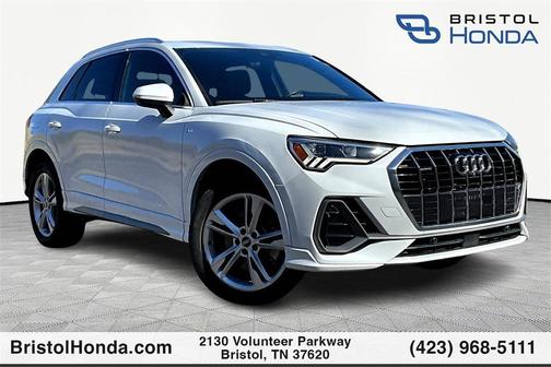 2022 Audi Q3 45 S line Premium Plus