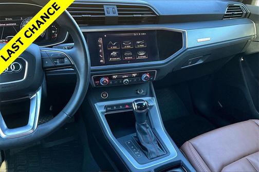 2022 Audi Q3 45 S line Premium Plus