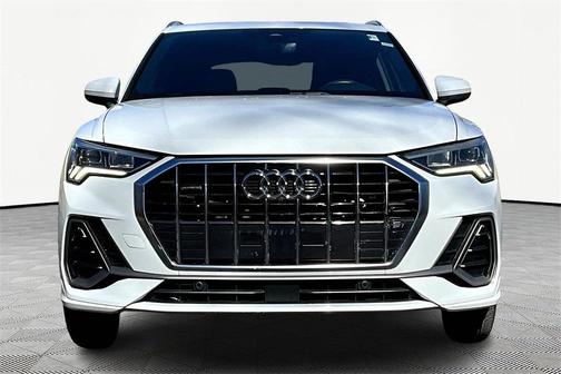 2022 Audi Q3 45 S line Premium Plus