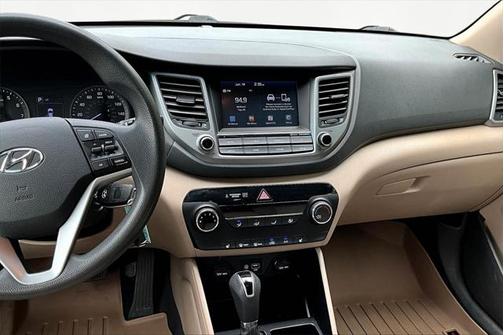 2018 Hyundai TUCSON SEL