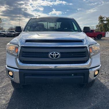 2014 Toyota Tundra SR5