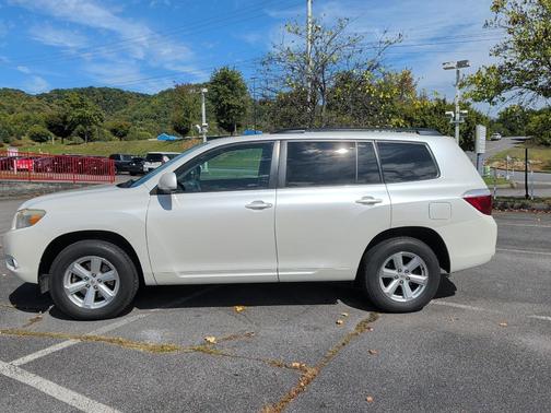 2010 Toyota Highlander SE
