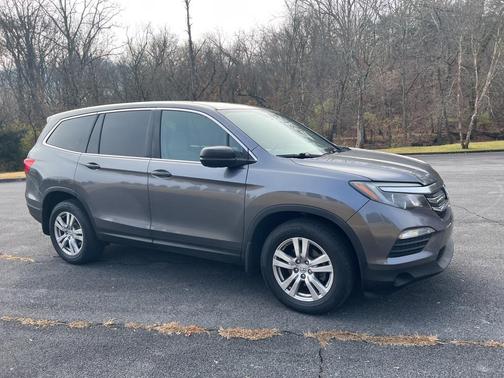 2016 Honda Pilot LX