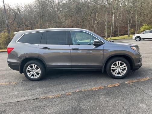 2016 Honda Pilot LX