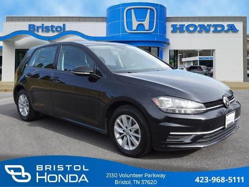Photo 1 of 26 of 2019 Volkswagen Golf 1.4T S