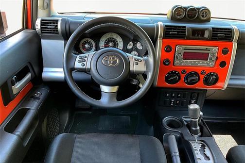2014 Toyota FJ Cruiser Base