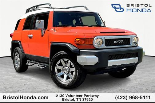 2014 Toyota FJ Cruiser Base