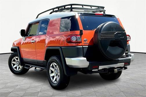 2014 Toyota FJ Cruiser Base
