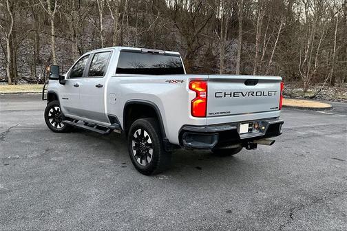 2020 Chevrolet Silverado 2500 Custom