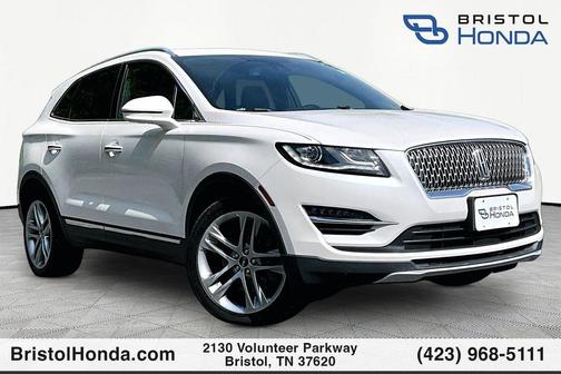 White Platinum Metallic Tri-Coat 2019 Lincoln MKC Reserve