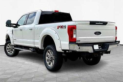 2017 Ford F-350 Lariat