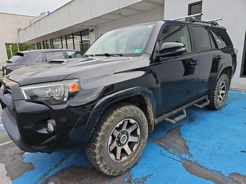 Midnight Black Metallic 2020 Toyota 4Runner TRD Off Road Premium