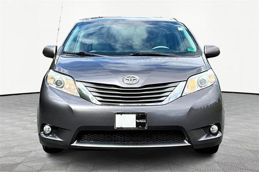 2014 Toyota Sienna XLE