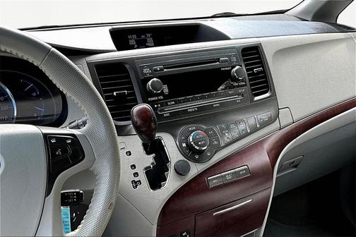 2014 Toyota Sienna XLE