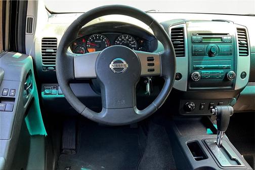 2012 Nissan Frontier SV