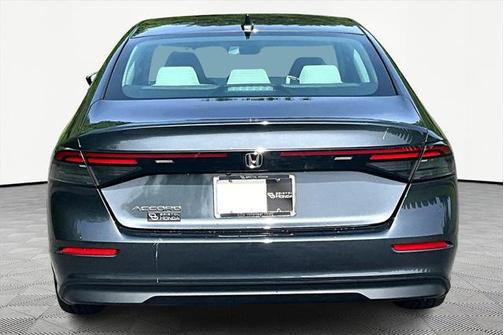 2023 Honda Accord LX 1.5T