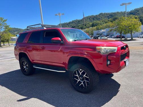 Barcelona Red Metallic 2014 Toyota 4Runner SR5