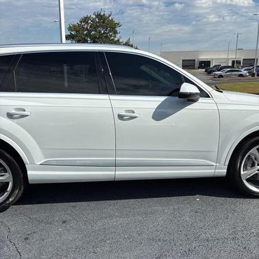 2019 Audi Q7 55 Prestige