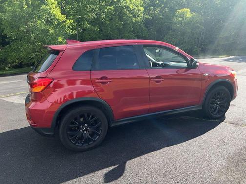 Rally Red Metallic 2019 Mitsubishi Outlander Sport 2.0 SP