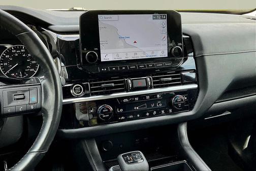 2022 Nissan Pathfinder SL 4WD